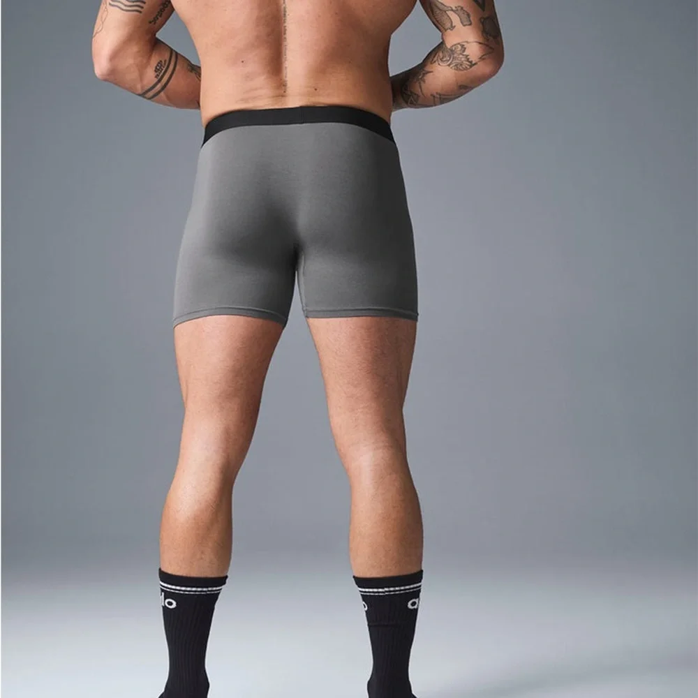 ALO Yoga Men's Grey Day and Night Boxer Briefs